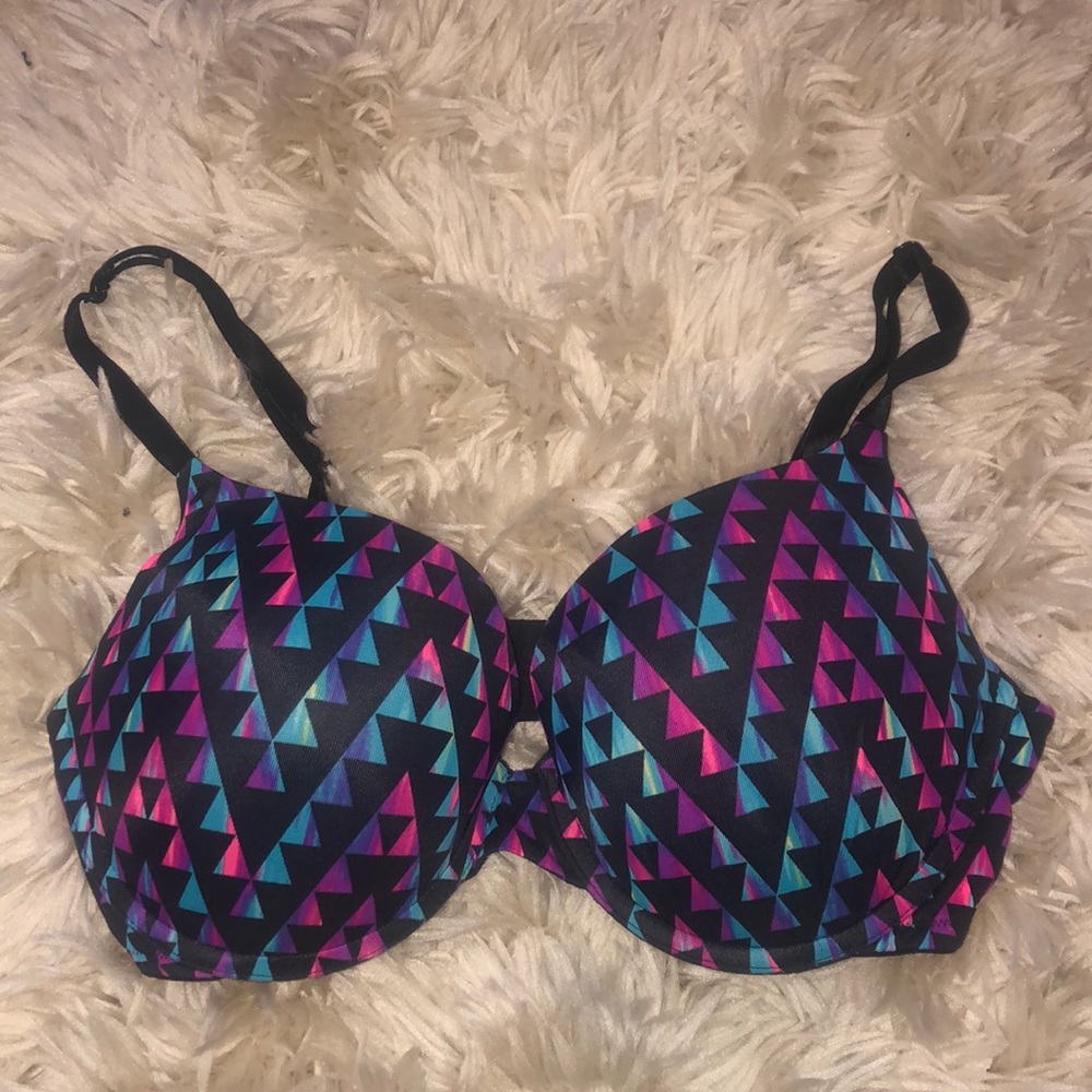 Victoria’s Secret Pink Wear Everywhere Push-Up Bra